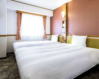 Toyoko Inn Takasaki eki Nishi guchi No 1 - Takasaki