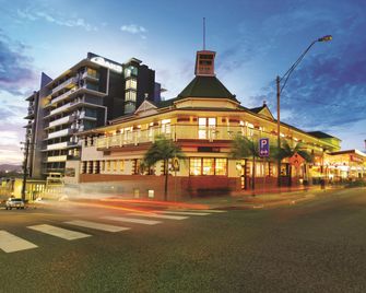Oaks Gladstone Grand Hotel - Gladstone - Budova