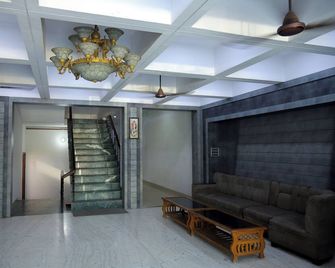 Mansarover Hotel & Banquets - Bareilly