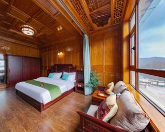 Songjing Bieyuan Homestay (Shangri-La Ganden Sumtseling Monastery) - Diqing - Bedroom