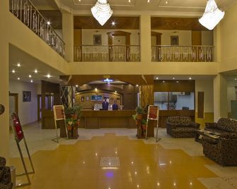 Royal Park Resort - Manali - Lobby