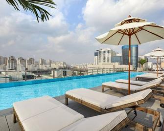 Hotel Skypark Central Seoul Pangyo - Seongnam - Piscina