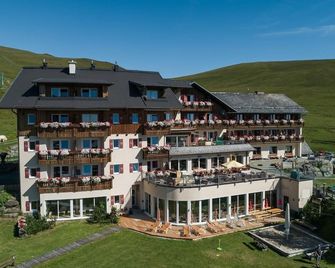 Heidi-Hotel Falkertsee - Kinderhotel - Falkert - Building