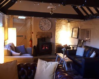 The Helyar Arms - Yeovil - Living room