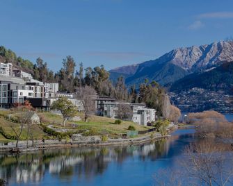 DoubleTree by Hilton Queenstown - Queenstown - Außenansicht