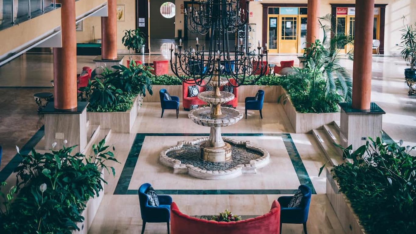 Grand Muthu Golf Plaza Hotel & Spa