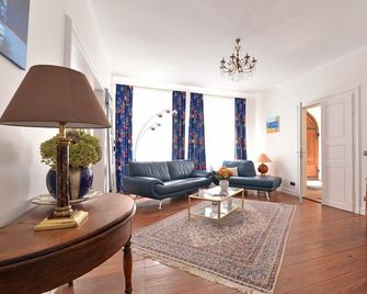 Apartment Mazarin Marquisat De Vauban - Neuf Brisach - Вітальня
