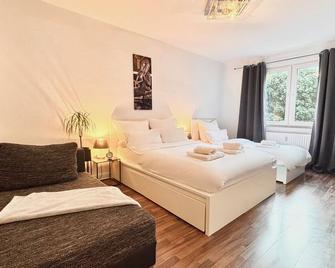 56sqm² near the main train station, university hospital and Messe Essen Evonik - Essen - Habitación