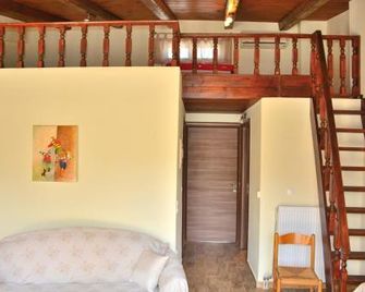 Luxury Suites in Panormo - Panormos - Escales