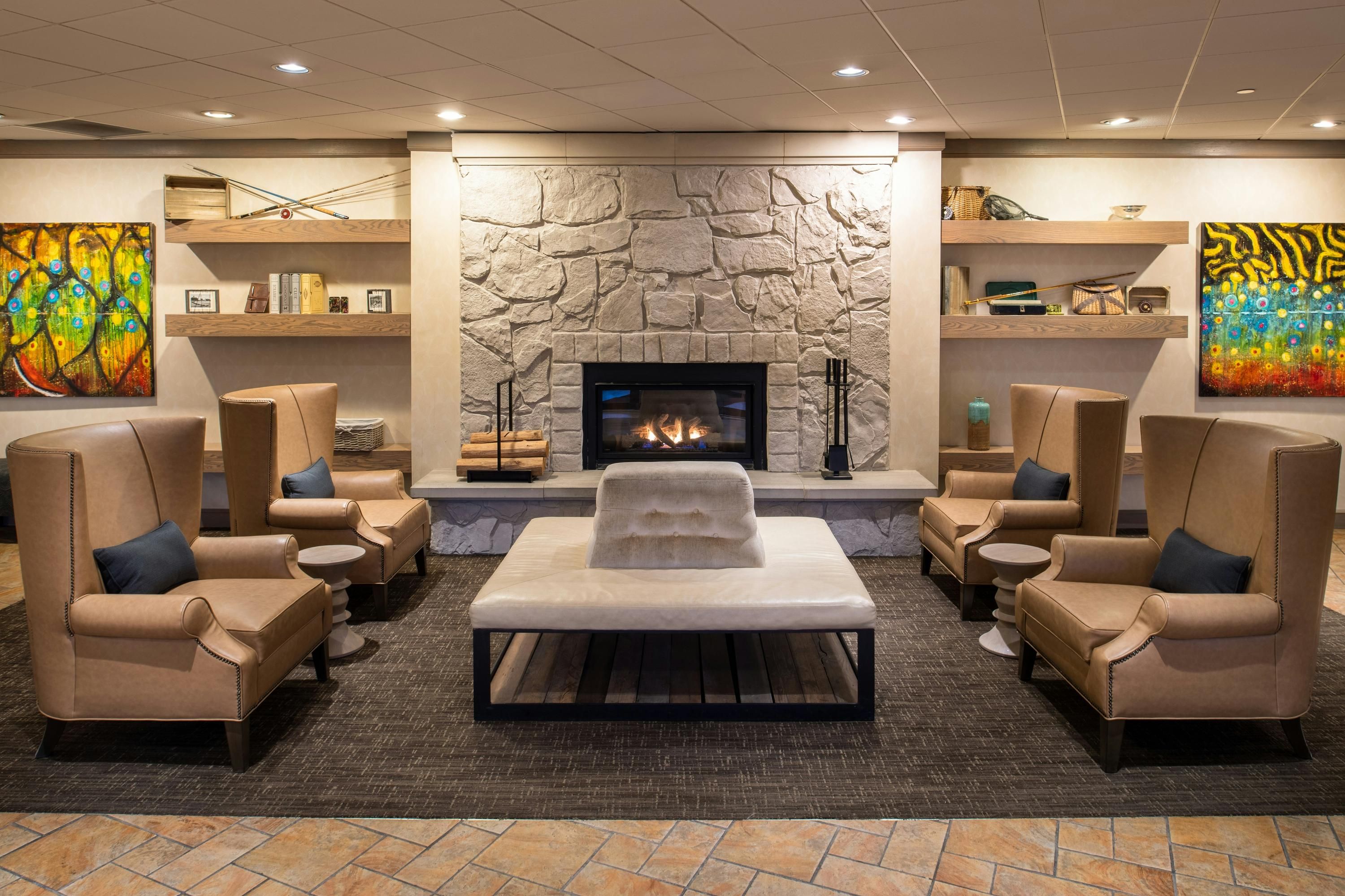 Edgewater Missoula, Tapestry Collection by Hilton - מיסולה - טרקלין