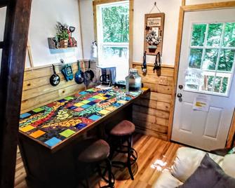 Treehouse Experience with Playland Old Hickory +285 acre of trail - Germantown - Restaurant