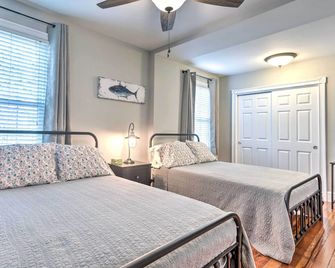 Mystic Refuge with Patio Less Than 1 Mi to Downtown! - Mystic - Bedroom