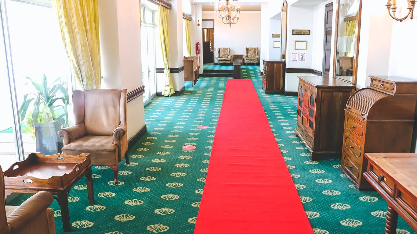 ذا بالمورال هوتل