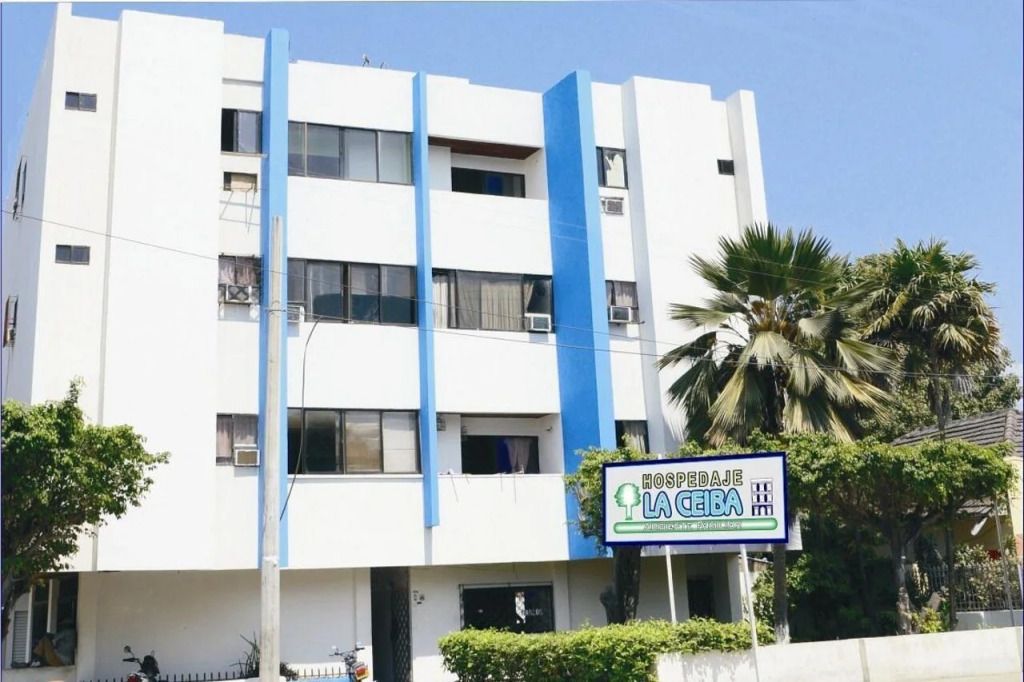 Hospedaje La Ceiba - קרטחנה דה אינדיאס - בניין