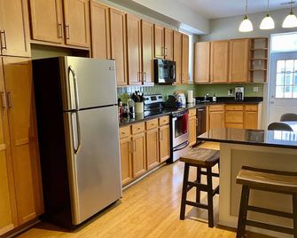 Spacious Row House in Hip and Historic Location - واشنطن د.ك. - مطبخ