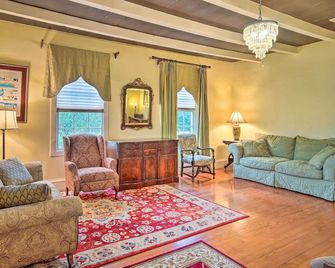 Vintage Louisiana Vacation Rental Home - New Roads - Sala de estar