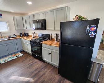 Babbling Brook Apartment - Cañon City - Cocina
