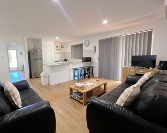 Allure - Kalbarri, Wa - Kalbarri - Huiskamer