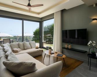 OurMadeira - Bella Vita, tranquil - Fajã da Ovelha - Living room