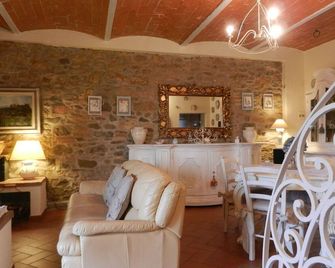 Pietramilia - Terricciola - Sala de estar