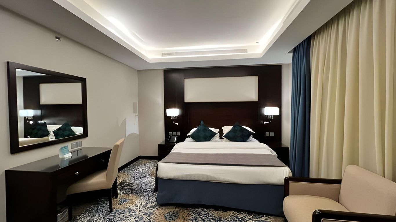 Merkure Jeddah Al Hamraa Hotel