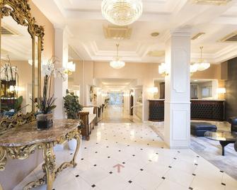 Hotel Baia Imperiale - Rímini - Lobby