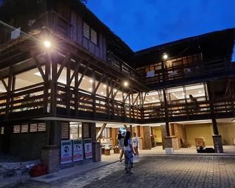 Aquaventure Reef Club - Ciudad de Batangas - Edificio