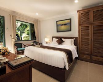Phuong Nam Resort - Di An - Habitación
