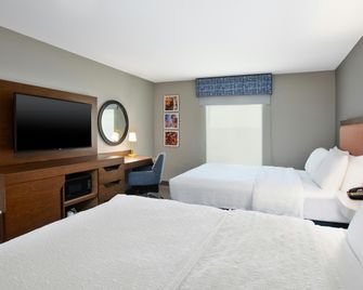 Hampton Inn Clinton - Clinton - Schlafzimmer