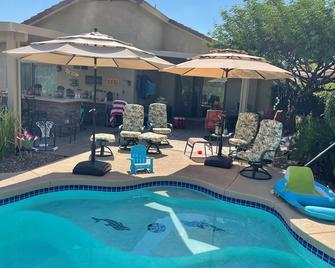 Golf And Sun Await In A Natural Sonoran Desert Setting With Heated Pool - Gold Canyon - Piscina