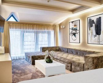 Tsarevets Boutique Hotel & Spa - Veliko Tarnovo - Sala de estar