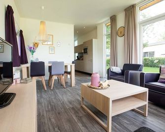 Recreatiepark het Esmeer - Aalst - Sala de estar