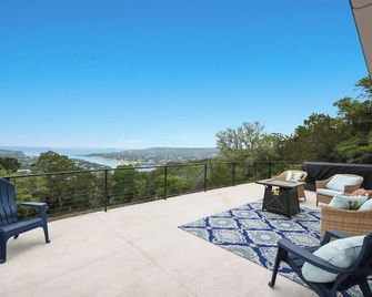 Lake Buchanan Retreat w/Hot-Tub - Burnet - Balcony
