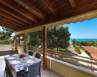 3337 Residence Garden Sea - PP by Barbarhouse - Sant'Isidoro - Balcón
