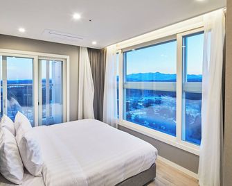 Lebleu Naksan Hotel - Yangyang - Schlafzimmer