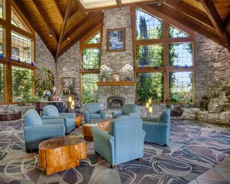 Best Western Plus Yosemite Gateway Inn - Oakhurst - Lounge