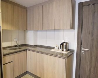 Red Carpet suites - Amman - Køkken