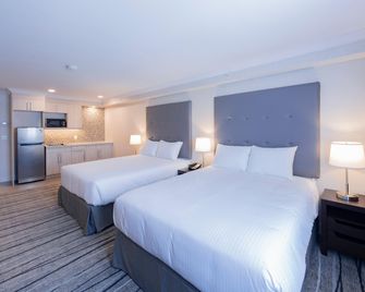 Prestige Treasure Cove Resort - Prince George - Bedroom