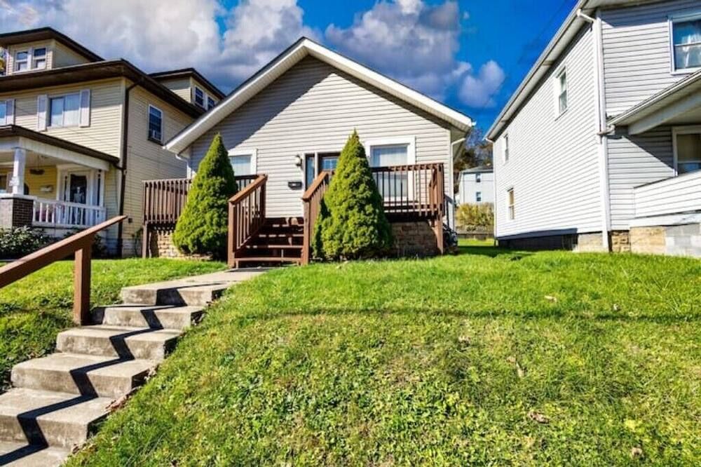 Orchard House - Weirton - Budova