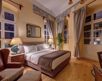 Palazzo Santa Maria - Historic Hotels of Europe - Ermoupoli - Schlafzimmer