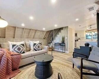 Sunflower Lodge Near Park City - Coalville - Sala de estar