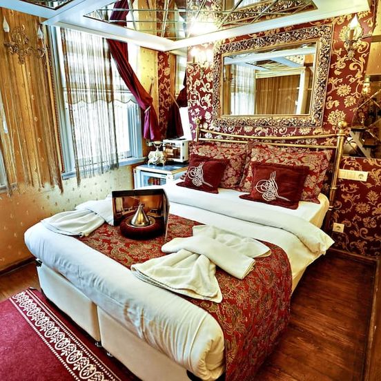 Bedroom view of Sultan Tughra Hotel