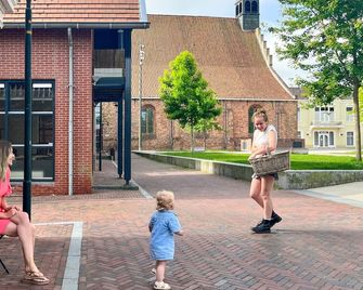 Uniek Huisje op de Markt in Dokkum - Dokkum