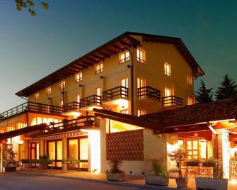 Albergo Costantini - Tarcento - Bâtiment