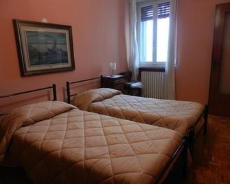 B&B Casanonni Borgo Angeli - Mantua - Bedroom