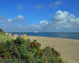 Ferienhaus Petersen - Wyk auf Fohr - Strand