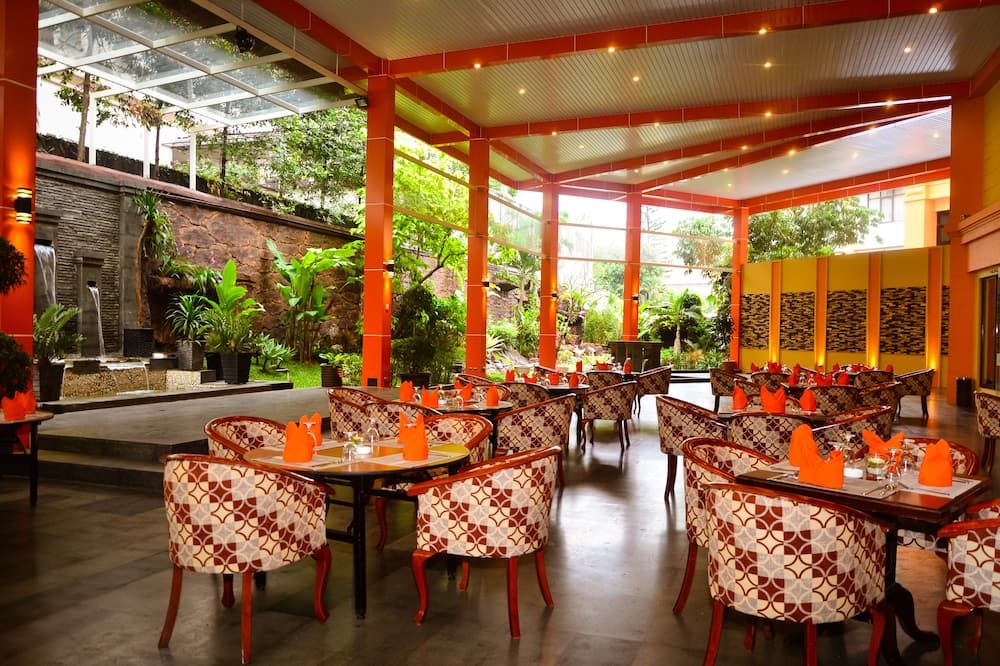 Sari Ater Kamboti Hotel Bandung - באנדונג - מסעדה