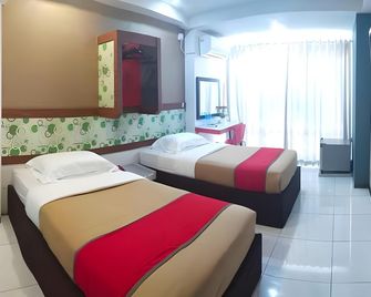 Hotel Prince Boulevard - Manado - Habitación