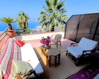 Al 33 Giri - Cefalù - Ban công