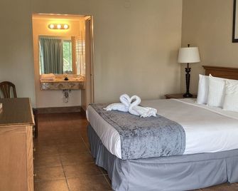 Altamonte Springs Hotel and Suites - Алтамонте-Спрінгс - Спальня
